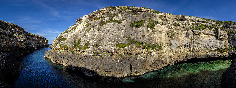 Ghasri山谷(Wied il Ghasri)，马耳他戈佐岛Zebbug附近的一个僻静的海湾